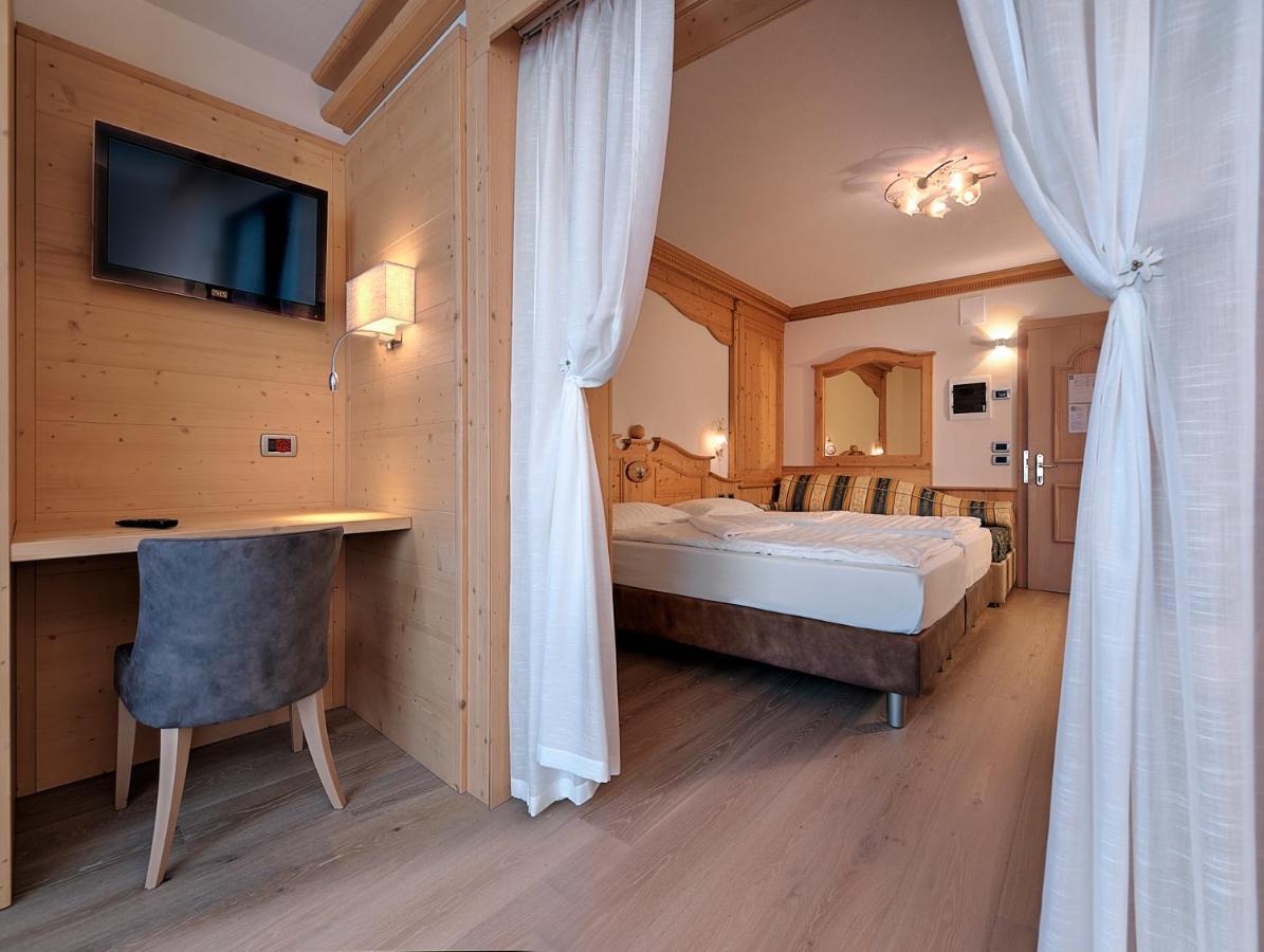 Hotel Madonna Delle Nevi Фольгарида Экстерьер фото