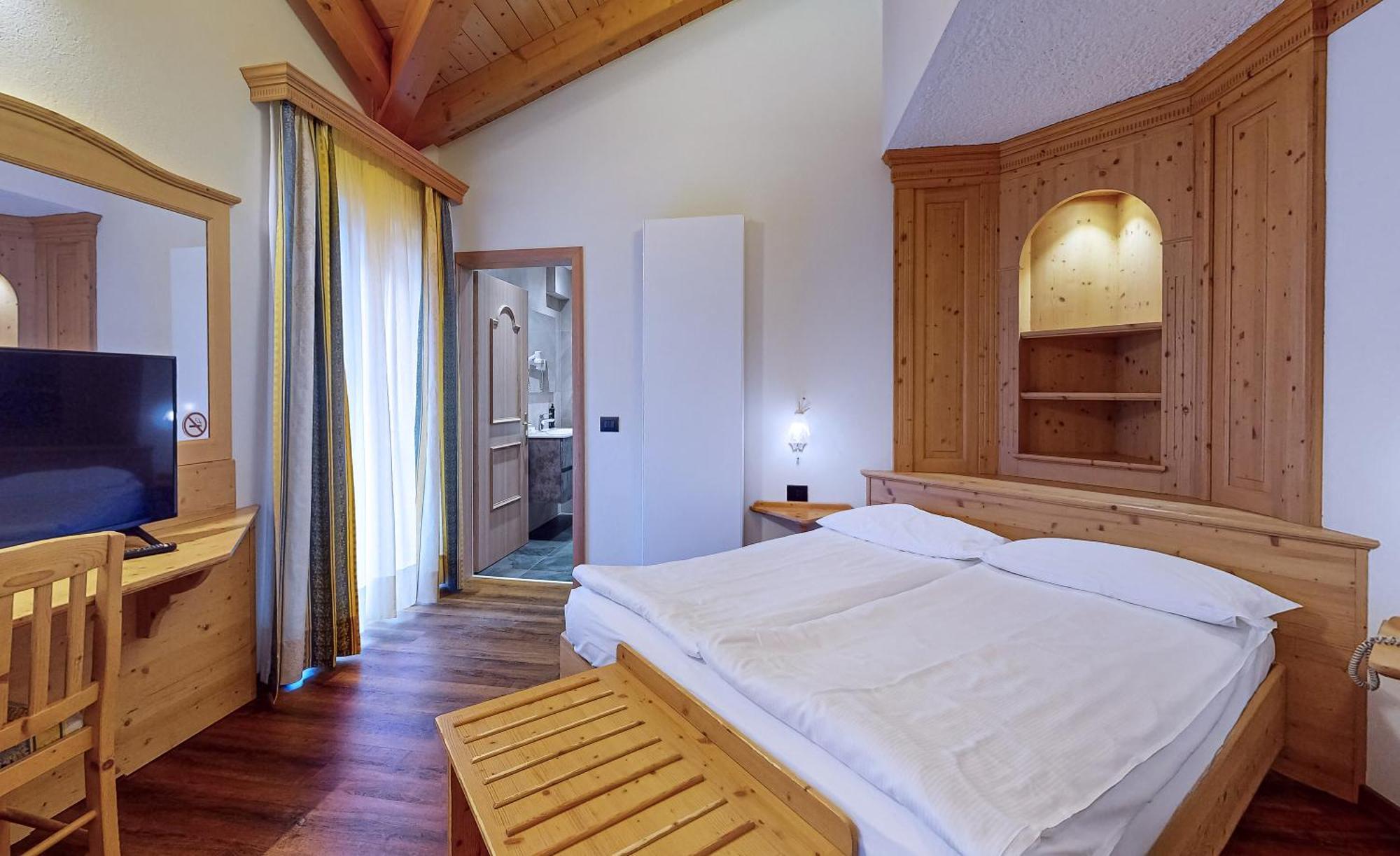 Hotel Madonna Delle Nevi Фольгарида Экстерьер фото